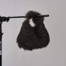 【LE VERNIS】ポワールフラッフィーファーバッグ