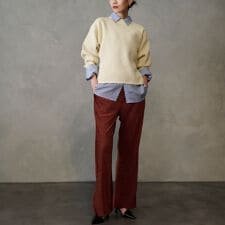 ギャレスト(GALLEST)のベロアフレアパンツ