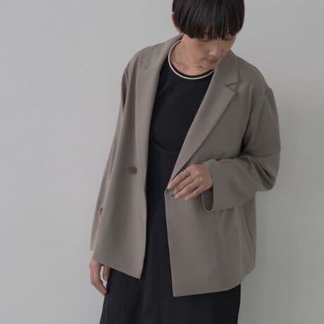 [^ԁF52344011]Design PointbNX̂鞀ђWPbǵAƂVGbgB_u{^̃fUCAVvȂꂽۂ^܂B̃C_炩JWAȃX^Cɂ}b`܂BStyling Point^Cgȃ{gXXJ[gƍ킹邱ƂŁAn̂X^CBfC[[Xɂ҂ŁA܂܂ȃV[Ŋ􂷂ACełBfނ̃pciiԍF523|64001A523|64002jƂ̃ZbgAbv\łBFabric Pointy₩ȑfފŒSnKBʋCǂAG߂킸Kɒpł̂́BbNXfUCȂAƊۂƂł̂|CgłBfgF170cm pTCYF38iMjCɂȂACéyCɓo^z߁ICɂȂACẽy[Wɂun[g}[NvNbNĊȒPɒǉł܂Bo^ƁAēגʒm₨l}KɂĂm点I}Cy[WɂĂCɓꗗ`FbNł܂BƖ̊֌WɂAۂFČꍇ܂B܂Ap\REX}[gtHȂǂ̊ɂA኱iƉ摜̃J[قȂꍇ܂B