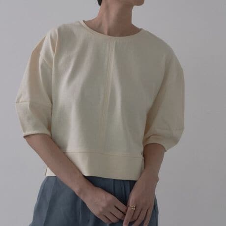 [^ԁF52313010]tĂ̐lCgbvXiiԍF523|12013jHJ[čēoIDesign PointƓȃtHƗ̊͂̃Jbg\[BX[ûقǂ悢{[ۓIŁA肰Ȃꂽ͋CBOɎ{ꂽ؂ւAŜɗ̓Iȕ\Ă܂BStyling PointVvȃXJ[ge[p[hpcƍ킹āAiȃJWAX^Cyނ̂|CgBV[vȃANZT[ƃR[fBl[g΁AwꂽۂɁBFablic PointG̗ǂfނgpASnKB݂_炩̂ŁA₷fC[Ɋ􂵂܂BƖ̊֌WɂAۂFČꍇ܂B܂Ap\REX}[gtHȂǂ̊ɂA኱iƉ摜̃J[قȂꍇ܂B