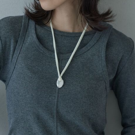 [^ԁF52304007]Design Point{^Cṽ`[J[lbNXB^bNő݊̂郏gbvڂ䂭fUCłBƖ̊֌WɂAۂFČꍇ܂B܂Ap\REX}[gtHȂǂ̊ɂA኱iƉ摜̃J[قȂꍇ܂B