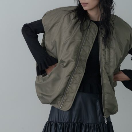 [^ԁF52394011]Design PointMA|1̑fUC͂̂VGbg̃~hWBhbvV_[ɂ邱ƂŁA悢ƃgh˔fUCɎdグĂ܂B݂܂ƐuŏdoƂŁAR[fBl[g߂ĂƋɁANւƈグĂꒅBStyling PointVcXEFbgAOX[uTVcȂǂ̏ɂƉHD邾ŏ{R[fBl[gɁBFabric Point炩ȕ\ʊƌyʊ͂̑fނ́A₷BȓŖhAG߂łSĒpł܂BNV[ȒSnŁAfC[ɊpȂꖇłBCɂȂACéyCɓo^z߁ICɂȂACẽy[Wɂun[g}[NvNbNĊȒPɒǉł܂Bo^ƁAēגʒm₨l}KɂĂm点܂B}Cy[WɂĂCɓꗗ`FbNł܂BƖ̊֌WɂAۂFČꍇ܂B܂Ap\REX}[gtHȂǂ̊ɂA኱iƉ摜̃J[قȂꍇ܂B