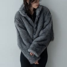 【再入荷】フェイクファーブルゾン