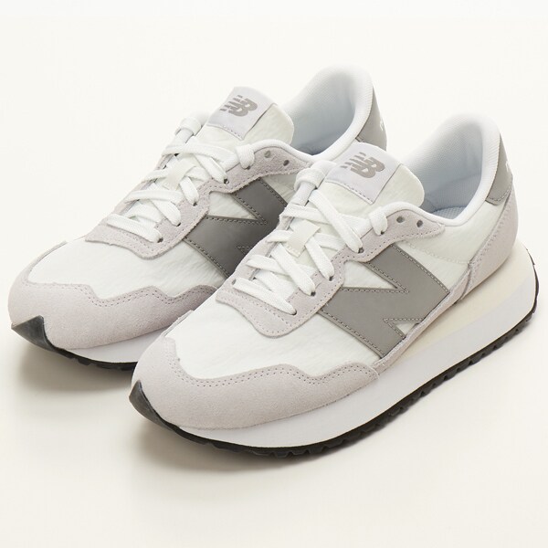 ★New Balance WS 237 グレー/ホワイ24.5cmニューバランス NEW BALANCE（ニューバランス）の「237（スニーカー）」 - WEAR