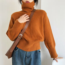 タートルネックセーター