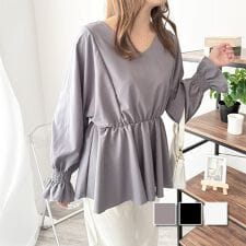 デューリリー(Dewlily)のVネックギャザーブラウス