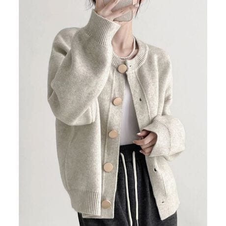 [^:dy-1900]POINTE{^fifUCVvȂAtg̃{^肰ȂANZgɂȂJ[fBK􂱂̃{^Ai`ȃjbg̎ɏiY܂B܂ƌA܂₳ۂɁBx[VbN炱AipłfUCłBEƂVGbgŔvX悢I[o[TCYȃVGbgAghƃbNXoBfjɍ킹ăJWAɁAXJ[gƍ킹ătF~jɂȂ܂BȂꂽ͋CRɈofUĆB{^߂ăvI[o[ɂAJĉHDƂĂg܂BE_炩KȒSnӂƂjbgfނŁAySnłBOV[Y􃊃udl̑ƐtBbgAVGbgꂢɃL[v܂Bg͂AItBXJWAɂ߂̈ꖇłBDETAILň:኱:Ȃn:ȂLk:|Pbg:ȂCHECKYɂA{^̃fUCύXƂȂꍇ܂BX^btۂɕuɂč̐̂ł̂Ŏ኱̌덷ꍇ܂Bg̃j^[[ɂAFۂ̏iƈقȂČꍇ܂BYɂdlEFقȂꍇ܂B