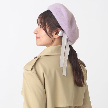 [^:2611369649]ӂƂۂtHɃ{̃fBe[ڂ䂭lx[XB߂̃{hp܂ŃK[[ȃfUĆAuhSł肰ȂANZgĂ܂Bx[VbNȂ̂ŃR[fBl[gɂ₷AJWA炫ꂢn܂ŕLeCXgɍ킹Ē܂By|[ & W[iPAUL & JOE ACCESSOIRESjz|[ & W[fUCi[łSophie肪fUC͊ŁAPARy݁Aɂ͕߂ȂC[WuhłBfUČ́ANGC^[łȂełAłޏ̓BRZvgɁgACCESSIBLE LUXURY(ɓ͂ґ)hfƂAÂǂ̃gŉ݂̂fBe[A㕗ɎdグĂ̂łB