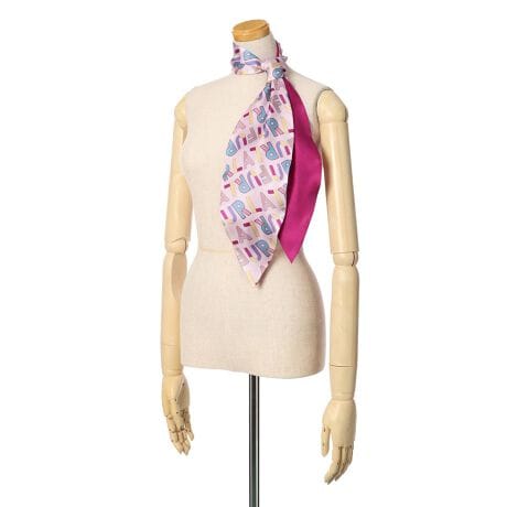 [^:2413545005]yt iFURLAjz1927NAC^Ã{[jŁAAhEtlbgɂnꂽFURLÁA`IȃNtg}VbvAnA`U̎mÃZXAĊvVIȃfUCbɁA2017NAn90N}܂BFURLÃRNVi̒ɂ̓C^Ȁ㎿ȃZXl܂Ă܂BGKgɒaJ[Ap^[Afނ̗ZƂȂĂ܂B