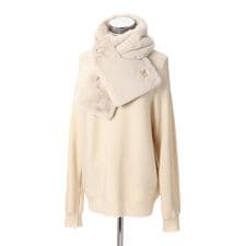 ポールアンドジョーアクセソワ(PAUL & JOE ACCESSOIRES)のフェイクファーマフラー 20×100cm 無地 ロゴチャーム付き