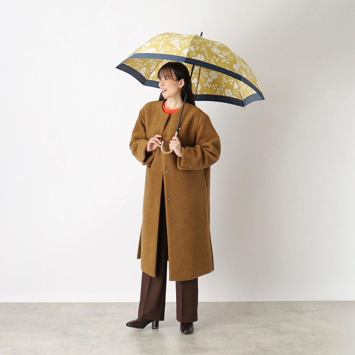 ランバンコレクション 花柄 長傘 ジャンプ式 耐風傘 ベージュ 60cm 耐風傘】雨傘 長傘 ジャンプ式 バイカラー 花柄 | ランバン オン