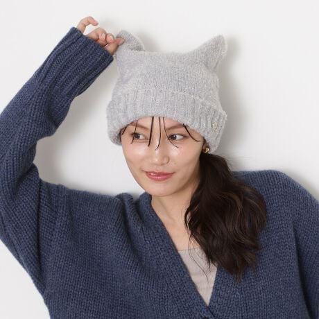 [^:2611370209]fUClR~~tHghI邾ŏ{̃R[f܂jbgXłBLk̂ё̒jbgfނ̗p_炩ŒgȔSńBԂ̃J[oGCibvĂ܂̂ŃR[f킸fC[ɂg܂B肰ȂhlR^`[uh炵ANZgɁBy|[ & W[iPAUL & JOE ACCESSOIRESjz|[ & W[fUCi[łSophie肪fUC͊ŁAPARy݁Aɂ͕߂ȂC[WuhłBfUČ́ANGC^[łȂełAłޏ̓BRZvgɁgACCESSIBLE LUXURY(ɓ͂ґ)hfƂAÂǂ̃gŉ݂̂fBe[A㕗ɎdグĂ̂łB茳ɏi͂܂AgpɊւ炸AKȉԊmF肢܂B