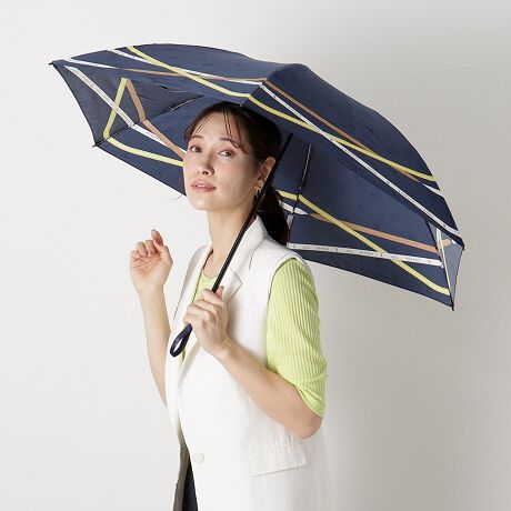 [^:2108411288-02]fUC3F̃{A炵悤܂ݎPBg[Ig[̃uhSvgU΂߃uh炵CȂ܂BFȂ̂ŃItBXX^Cɂ}b`܂BRpNgɎ^тł̂ŁA}ȓV̕ωɂƑΉĂ܂Byo I u[iLANVIN en BleujzõGbZXło{̃ZJhCB{pEõGbZX𐷂荞݁AςȂGKX\uhB"VbNŐӋC(CHIC et GAVROCHE)"L[[hɁA2̗vf~bNXꂽAVlςĂuhłBgp̒ӁEiɂ͐܂BɎ͂̈SmFĂgpBEXebLƂĎgpȂǁAP{̖ړIȊOł͎gpȂłBEU񂵂蓊肵ȂłBE͔j鋰ꂪ܂̂ŁAӂĂgpBEíA]ԁExr[J[ƌŒ肷ɎtĎgp\ɂ͂ȂĂ܂B̖WÁEǰƂȂ鋰ꂪ܂̂ŁA΂ɎtȂłBEnhN[Ă~߃N[AnE茳̐F̌ɂȂꍇ܂BȄꏊł̕ۊǂ͂Bqlɂ́Aی҂炲ӂB茳ɏi͂܂AgpɊւ炸AKP̊J̓mF肢܂B