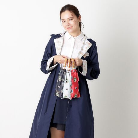 [^:2111311297-02]fUCLbgJI̓]ʃvgNVJň炵͋C̐܂肽ݎPBS̓IɔzuÂJ[Oŏiȕ͋CofUCBNVJȃou[nhƃVo[̒_Y킹܂BOh~HœĂ΍ɂd󂷂ACełBy|[ & W[iPAUL & JOE ACCESSOIRESjz|[ & W[fUCi[łSophie肪fUC͊ŁAPARy݁Aɂ͕߂ȂC[WuhłBfUČ́ANGC^[łȂełAłޏ̓BRZvgɁgACCESSIBLE LUXURY(ɓ͂ґ)hfƂAÂǂ̃gŉ݂̂fBe[A㕗ɎdグĂ̂łBgp̒ӁEiɂ͐܂BɎ͂̈SmFĂgpBEXebLƂĎgpȂǁAP{̖ړIȊOł͎gpȂłBEU񂵂蓊肵ȂłBE͔j鋰ꂪ܂̂ŁAӂĂgpBEíA]ԁExr[J[ƌŒ肷ɎtĎgp\ɂ͂ȂĂ܂B̖WÁEǰƂȂ鋰ꂪ܂̂ŁA΂ɎtȂłBEnhN[Ă~߃N[AnE茳̐F̌ɂȂꍇ܂BȄꏊł̕ۊǂ͂Bqlɂ́Aی҂炲ӂB茳ɏi͂܂AgpɊւ炸AKP̊J̓mF肢܂B