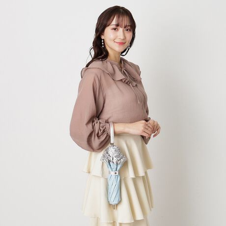 [^:2208412079-51]fUCVCj[AՂ̃tŉGKgȓPBoCJ[̖nfUCɁAiȃ[hY܂B肰Ȃh郍S`[ANZgɁB茳܂ŉɉoÂnh͂̂ЂƂB@\EꋉՌFՌ99.99%ȏŉĂ̋ῂ܂BEUVJbgF݂₵̌ƂȂ鎇O99%ȏJbg܂BEՔMʁFzM瓪܂BEJpFJ̓g鐰Jp^CvłByo I u[iLANVIN en BleujzõGbZXło{̃ZJhCB{pEõGbZX𐷂荞݁AςȂGKX\uhB"VbNŐӋC(CHIC et GAVROCHE)"L[[hɁA2̗vf~bNXꂽAVlςĂuhłB茳ɏi͂܂AgpɊւ炸AKP̊J̓mF肢܂B