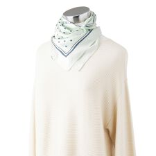 フルラ(FURLA)の【洗える】シルクスカーフ 58×58cm  ツイル ドット 水玉 ロゴ UV