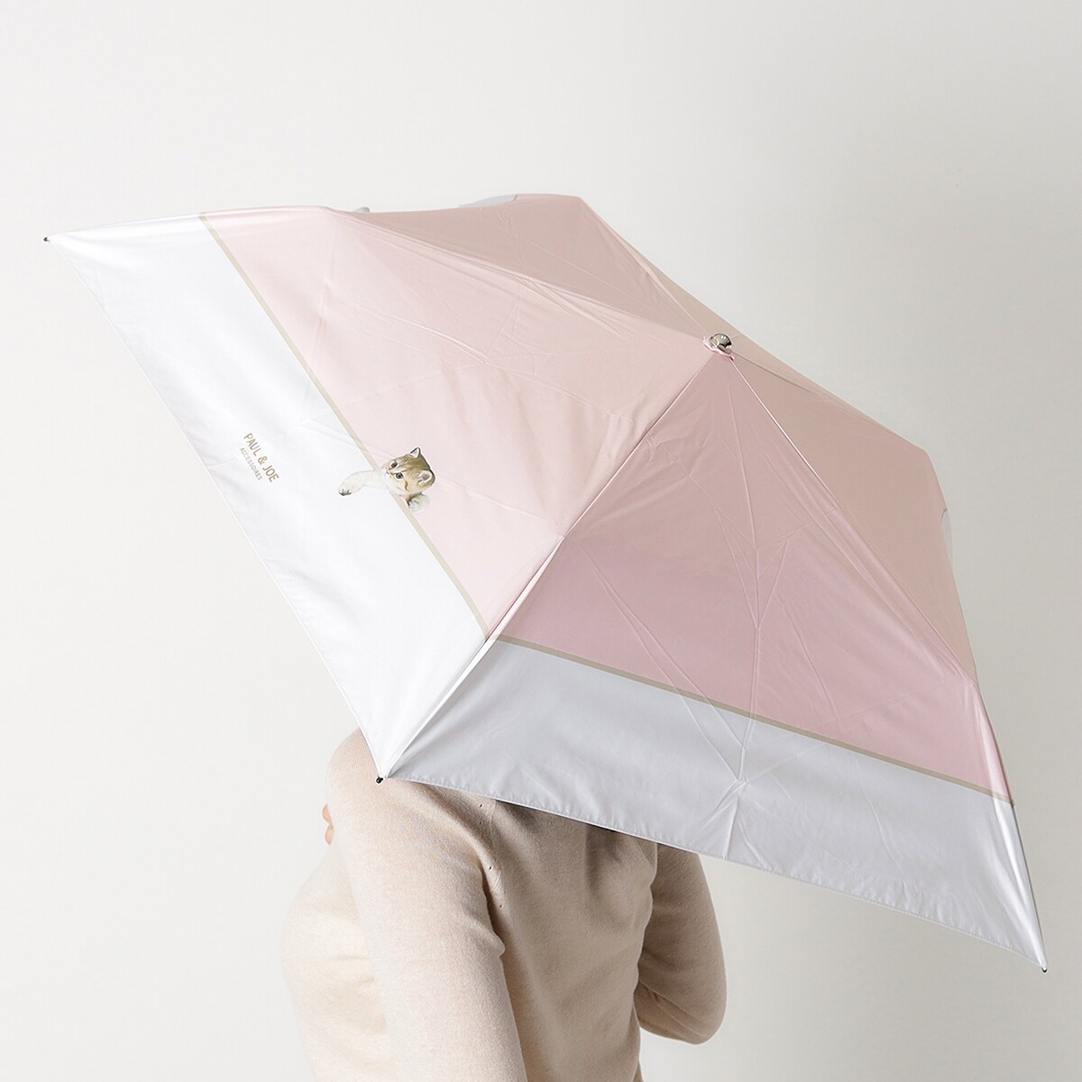 新品　レインコート FLATPURE ポール&ジョー折り畳み傘　猫柄 PAUL&JOE PAUL & JOE ポールアンドジョー 雨傘 折りたたみ傘
