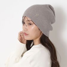 フルラ(FURLA)のリブニット 帽子 ロゴ ワンポイント 無地
