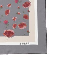 フルラ(FURLA)の【洗える】シルクスカーフ 88×88cm 花柄 ロゴ UV