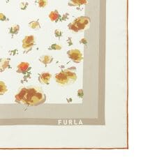 フルラ(FURLA)の【洗える】シルクスカーフ 88×88cm 花柄 ロゴ UV