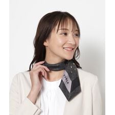 フルラ(FURLA)の【日本製】シルクスカーフ 65×65cm 箔プリント ロゴ カラーブロック UV