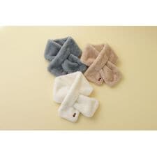 マッキントッシュ フィロソフィー(MACKINTOSH PHILOSOPHY)のフェイクファープチマフラー 13×85cm バッキンガムベア ロゴ ワンポイント 無地 ユニセックス