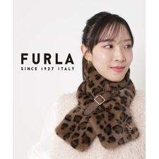 フルラ(FURLA)のベルト付きフェイクファーマフラー 13×88cm アーチロゴチャーム付き