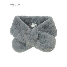 フルラ(FURLA)の【洗える】リボン風フェイクファーマフラー 8×76cm アーチロゴチャーム付き