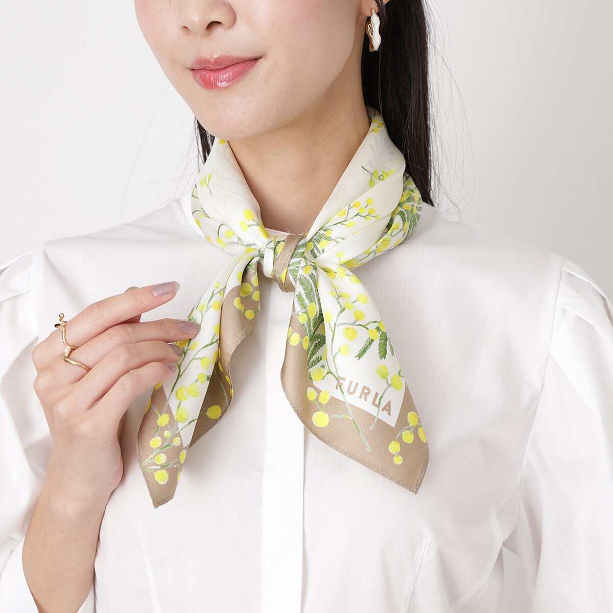 [�}���C]�y�􂦂�z�V���N�X�J�[�t 65×65cm �c�C�� �~���U �ԕ� UV/�t�����iFURLA�j �x�[�W��