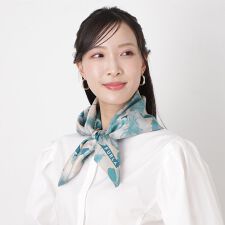 【洗える】シルクスカーフ 65×65cm ツイル 花柄 UV