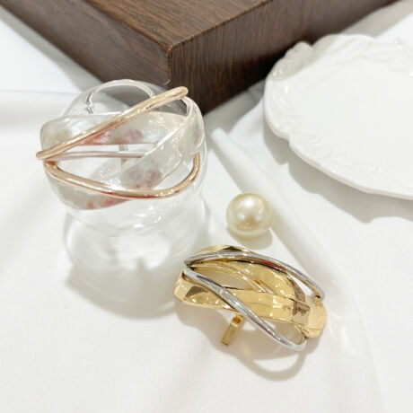 [^:ha977]AVg[̃fUCIȃ|j[tbNB_炩iőlۂo܂BNVƑ˂wAX^Cɍ킹ƈCɏ{X^CɁB