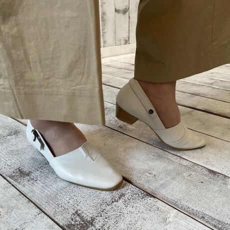 [^:BPE1351-3]̃xg̃fUCANZgɂbXgbvɂȂ2WAYdlB芴̂3.5q[ƍb[̃fUCsT|[g܂B\tgU[gpAܐɐcނȂł\tgȗSnĂ܂BCjOE~ɂ͍RۖhL̋@\fނgpĂ܂B