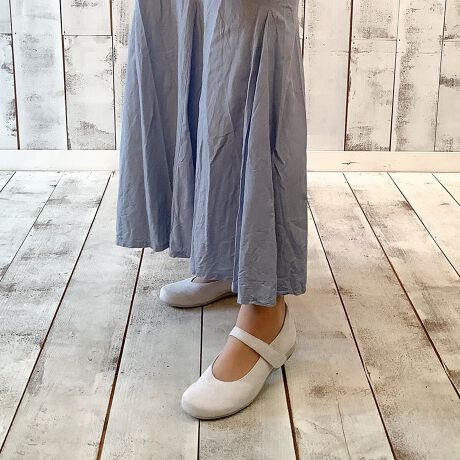 [^:BPE1720-3]OZ[ƊƃNVJȕ͋C傤Ǘǂ_炩U[őDݍ݁AӂӂAӂӂ̃NbVNZɂȂEEE|CgEEEEEEEEEEEEEEEEE[WF[fUCXgbvV[ŸŁAq[̓tbgܐ͕Ał͂Ȃ̍b̕ɃXgbvnfUCłBxg͒E₷xNdlE₷AƂpJpJĂ܂AȂǑ̍bĂY݂̕ɂ߂łByʃ\tgU[_炩{vgp݂ǂdグĂ܂iő@ׂȋPvgfނ͌y₩ŃGKgȕ͋CۗĂ܂Â炢\[Obv͂̂郂[h\[gpւ̏Ռ}Ahʂ߂Ă܂B芴̂2q[ŕ₷ӂӂC\[ɃtBbgᔽX|W̒~gpӂӂAӂӂ̗Sn`l܂̂ŎQlxɂl`yX^btpRgz[Fʁ^b̍FႢ][ĩTCYF23.5cm/24.0cm][pTCYF36^p󋵁FC^TCYFWXg][\[̍FX΂͂Ȃ]NbVƂɂǂIIܐL肪5{w\bNXłSȂ܂Ⴂ~ZX܂ŕLN̕ɗĂĂ܂w邨qlÃNbṼt@IƂقǒ~̃NbVǂłByBlanc / Bleuz₩ɁAiɁułȂCvfފFgɂ\tggbheCXg̃V[YCɓWJBułȂCvRZvgɁAƂ͈ꖡႤV[Y񋟂܂B