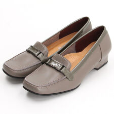 日本製/本革】ふかふかインソール 「3E幅でやさしい履き心地」 バックルつきローファー