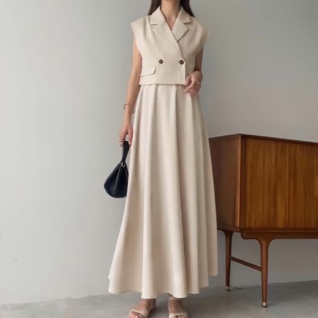 ジュノア　ショートテーラードベスト＋フレアキャミワンピース