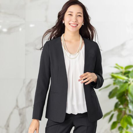   [^:b5208]rWlXΉWPbgPiɂĂƒ̐@Ő􂦂EHbVu@\́AXgb`fރWPbgPiłBrWlXX[c̒ԂƂāAÔȂꂢ߃fUCBpcƂ̑QłBWPbg̓gĥVlbNlJ[XfUCłByz|Cg1FcXgb`fރ|E^iXgb`jaA鐳ȃXgb`fށBXɏcƉɉт̂B肪̂ɏ_炩nŉKȒSnB|Cg2F􂦂EHbVudlƒŊȒPɂł̂ŁAƌvɂ₳RXgptH[}XB|Cg3FfIhgl[WPbgɏLl[tB|Cg4FUVJbg@\CɂȂG߂AOfĂ܂B|Cg5FɂȂɂfނɂȂɂ^ꂵɂfނgpByrWlXΉWPbgPȉڍׁzFWPbgEVlbNJ[XWPbgE^CvE|PbgtEndlTCYF5E7E9E11E13E15E17E19E21E23TCY`傫TCYi[WTCYjBƂABR̂BJ[FEItx[WEO[WiDFjEACXO[ElCr[iF/ZjEubNi)FEƒ̐@Ő􂦂EHbVudlELRۋ@\fIhgl[tE₷cɐLт2WAYXgb`fށyX[ctH[}XAbh[WzX[ctH[}XAddRouge(Abh[W)́A20E30E40E50̕LN̏ΏۂƂAʋ΃X^C犥Ղ܂łV[̕A񋟂郌fB[Xt@bVVbvłBX[c͂ꂩЉɏo20㏗q̃N[gX[cAOL⓭}}ƂĊ􂷂AT[EAtH[A~ZX̃rWlXX[c܂ŗlXȃfUCpӁBXgb`fނŒSnǋȂǁAql̖ڐł̑ƔȂЏiYsĂ܂BAbh[W̃}U[X[c ( }}X[c ) ́A⑲ƎAw͂AQϓwZsɂE߁B؂₩ȃfUCŁAql̑؂ȋLOƂȂA܎O₨{Qɂg܂BtH[}ȑ̂ŁAIɂΉv܂B񂨑⍐ʎȂǁA}i[ɉKvȃubNtH[}pӁBX[c̒ʔ̂ɓ݂̂ȂqlɂAC悭܂悤Aς`Ē܂B