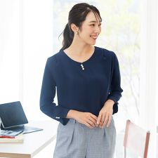 【洗える / UVカット 】 パールつき ブラウス 八分袖<イージーケア>　S～4L