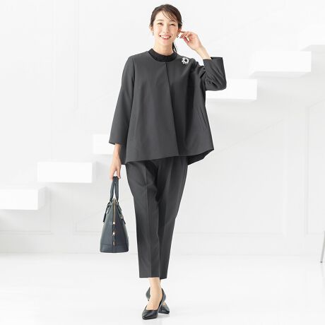 [^:b5043]Zj[ΉpcX[cɂāuVGbgłȂꊴX^CɁvI[V[YΉdl̃ZbgAbvX[cłBƂACVGbgghI[o[WPbgBpc̓Z^[Ƀ^bNĂAqbvƂ茩Ăe[p[hpc^CvłBtH[}V[͂fC[gɂ܂킹ZbgAbvBXgb`fނȂ̂ŒSn悭AANeBuɓɂE߂łB|Cg1.cɐLт2WayXgb`fރ|E^iXgb`ja鐳ȃXgb`fށBXɏcƉɐLт̂łB肪̂ɏ_炩nŉKȒSnłB|Cg2.ƒŐ􂦂EHbVudlłꂵĂ̂ŁAN[jO̕Sył܂B|Cg3.fIhgl[tRۏLʂ̂Ll[WPbgɕtĂ܂B|Cg4.UVJbg@\CɂȂG߂AOfĂ܂B|Cg5.ɂȂɂfތ^ꂵɂfނgpBoגO܂łɂȂȂ悤ɒ݂邵ĕۊǂAnK[tł͂Ă܂BZj[ΉpcX[c̏ڍׁyWPbgzEm[J[I[o[WPbgE^CvEnEcɐLт2wyayXgb`fށE|PbgtBntBypczEe[p[hpcEEGXgSdlBxg[vtBEcɐLт2wyayXgb`fށEƒŐOKi􂦂EHbVudljyTCYzSEMELELLE3LE4LTCY`傫TCYi[WTCYjyJ[zO[WiO[jEJijElCr[iFjEubNijEO[yprzwAƎ⑲͂A܎OE{QȂǃtH[}ȑ߂̃V[ɂ҂BƎQςȂǂ̊wZsA\ȂǁAiƊ߂ʂɁAԂ̂ꂢ߃Zj[X^CƂāB}}ɂꂵItBXɂȂރfUCȂ̂ŁAʋ΃X^CЊ֌W̍sɂg܂ByX[ctH[}XAbh[WzX[ctH[}XAddRouge(Abh[W)́A20E30E40E50̕LN̏ΏۂƂAʋ΃X^C犥Ղ܂łV[̕A񋟂郌fB[Xt@bVVbvłBX[c͂ꂩЉɏo20㏗q̃N[gX[cAOL⓭}}ƂĊ􂷂AT[EAtH[A~ZX̃rWlXX[c܂ŗlXȃfUCpӁBXgb`fނŒSnǋȂǁAql̖ڐł̑ƔȂЏiYsĂ܂BAbh[W̃}U[X[c ( }}X[c ) ́A⑲ƎAw͂AQϓwZsɂE߁B؂₩ȃfUCŁAql̑؂ȋLOƂȂA܎O₨{Qɂg܂BtH[}ȑ̂ŁAIɂΉv܂B񂨑⍐ʎȂǁA}i[ɉKvȃubNtH[}pӁBX[c̒ʔ̂ɓ݂̂ȂqlɂAC悭܂悤Aς`Ē܂B