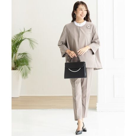 [^:b5043]Zj[ΉpcX[cɂāuVGbgłȂꊴX^CɁvI[V[YΉdl̃ZbgAbvX[cłBƂACVGbgghI[o[WPbgBpc̓Z^[Ƀ^bNĂAqbvƂ茩Ăe[p[hpc^CvłBtH[}V[͂fC[gɂ܂킹ZbgAbvBXgb`fނȂ̂ŒSn悭AANeBuɓɂE߂łB|Cg1.cɐLт2WayXgb`fރ|E^iXgb`ja鐳ȃXgb`fށBXɏcƉɐLт̂łB肪̂ɏ_炩nŉKȒSnłB|Cg2.ƒŐ􂦂EHbVudlłꂵĂ̂ŁAN[jO̕Sył܂B|Cg3.fIhgl[tRۏLʂ̂Ll[WPbgɕtĂ܂B|Cg4.UVJbg@\CɂȂG߂AOfĂ܂B|Cg5.ɂȂɂfތ^ꂵɂfނgpBoגO܂łɂȂȂ悤ɒ݂邵ĕۊǂAnK[tł͂Ă܂BZj[ΉpcX[c̏ڍׁyWPbgzEm[J[I[o[WPbgE^CvEnEcɐLт2wyayXgb`fށE|PbgtBntBypczEe[p[hpcEEGXgSdlBxg[vtBEcɐLт2wyayXgb`fށEƒŐOKi􂦂EHbVudljyTCYzSEMELELLE3LE4LTCY`傫TCYi[WTCYjyJ[zO[WiO[jEJijElCr[iFjEubNijEO[yprzwAƎ⑲͂A܎OE{QȂǃtH[}ȑ߂̃V[ɂ҂BƎQςȂǂ̊wZsA\ȂǁAiƊ߂ʂɁAԂ̂ꂢ߃Zj[X^CƂāB}}ɂꂵItBXɂȂރfUCȂ̂ŁAʋ΃X^CЊ֌W̍sɂg܂ByX[ctH[}XAbh[WzX[ctH[}XAddRouge(Abh[W)́A20E30E40E50̕LN̏ΏۂƂAʋ΃X^C犥Ղ܂łV[̕A񋟂郌fB[Xt@bVVbvłBX[c͂ꂩЉɏo20㏗q̃N[gX[cAOL⓭}}ƂĊ􂷂AT[EAtH[A~ZX̃rWlXX[c܂ŗlXȃfUCpӁBXgb`fނŒSnǋȂǁAql̖ڐł̑ƔȂЏiYsĂ܂BAbh[W̃}U[X[c ( }}X[c ) ́A⑲ƎAw͂AQϓwZsɂE߁B؂₩ȃfUCŁAql̑؂ȋLOƂȂA܎O₨{Qɂg܂BtH[}ȑ̂ŁAIɂΉv܂B񂨑⍐ʎȂǁA}i[ɉKvȃubNtH[}pӁBX[c̒ʔ̂ɓ݂̂ȂqlɂAC悭܂悤Aς`Ē܂B