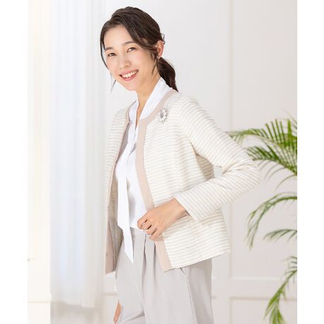 [^:t5261]Zj[WPbgɂăcC[hñtH[}ΉZj[WPbgłB؂₩ȃZj[Ƀsb^̃cC[hnɁȂ{Ă܂B߂̔zF܂ČƂ{[_[CڂWPbǵApc⃏s[XȂǃR[fBl[gACeI΂Ȃ▭ȒBZj[͂ʋStyle₿oɂg₷ACełB|CgfIhgl[ttH[}WPbgȂǂ̃jICɑ΂ďLʂAL^OLCƐG邱ƂɂsL܂ByX[ctH[}XAbh[WzX[ctH[}XAddRouge(Abh[W)́A20E30E40E50̕LN̏ΏۂƂAʋ΃X^C犥Ղ܂łV[̕A񋟂郌fB[Xt@bVVbvłBX[c͂ꂩЉɏo20㏗q̃N[gX[cAOL⓭}}ƂĊ􂷂AT[EAtH[A~ZX̃rWlXX[c܂ŗlXȃfUCpӁBXgb`fނŒSnǋȂǁAql̖ڐł̑ƔȂЏiYsĂ܂BAbh[W̃}U[X[c ( }}X[c ) ́A⑲ƎAw͂AQϓwZsɂE߁B؂₩ȃfUCŁAql̑؂ȋLOƂȂA܎O₨{Qɂg܂BtH[}ȑ̂ŁAIɂΉv܂B񂨑⍐ʎȂǁA}i[ɉKvȃubNtH[}pӁBX[c̒ʔ̂ɓ݂̂ȂqlɂAC悭܂悤Aς`Ē܂B