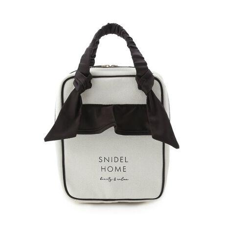 [^ԁFSHGG256083]<b>VoIɕ֗ȃttLoXgx|[`<^b><b>yDesign^Stylingz<^b>I[KjbNRbg̃LoX|[`ɁA֗ȏc^̃gx|[`ԓ肵܂BMU[񂹂傫ȃ{̃fBe[ɁA|Cg̃SYԂ̃fUCłBg͒̃t@Xi[|PbgŎd؂Zp[g\BC[ɂ͉ϐȂǂ̃{g𗧂ĂĎ[łAʂɂ|Pbgɂ̓uV}XJ߂܂B̃t@Xi[|Pbg̓wAsR^NgȂǂ̏ɏdBX[cP[XȂǂɓ₷XNGAȃtH|CgłBF̓N[Ȉۂ̃ubNƏ_炩ȃsNpӂ܂B؂ȕւ̃Mtgɂ߂łBƖ̊֌WɂAۂFČꍇ܂B܂p\REX}[gtHȂǂ̊ɂA኱iƉ摜̃J[قȂꍇ܂B\߂Bi̐F́AiPi摜QƉB i摜̓Tv̂߁AFTCY̎dlɕύXꍇ܂̂ŁA\߂B