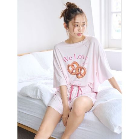 [^ԁFSHCO254031]<b>vbcFȃI[o[TCYZbgAbv<^b><b>yDesign^Stylingz<^b>ڐG⊴H̃[Jbg\[gpAc̋G߂ɐSn悢I[o[TCỸZbgAbvłBlbNCƊJA𗎂ƂI[o[TCYTVcɂ́A񂪂ĂvbcF̊GƃSvgBⒷ߂ɃfUCV[gpćA򊴂̂郊{REGXgɂ炢AɃ|CgŃSvgY܂BF̓AC{[ƃO[AsNAu[4FWJB̃̕|[`(SHGG254215)pӂĂ̂ŁAgݍ킹ăMtgɂ߂łByz₠ynzyLkzyňz聦Ɩ̊֌WɂAۂFČꍇ܂B܂p\REX}[gtHȂǂ̊ɂA኱iƉ摜̃J[قȂꍇ܂B\߂Bi̐F́AiPi摜QƉB i摜̓Tv̂߁AFTCY̎dlɕύXꍇ܂̂ŁA\߂B<br^>ypcz:42cm EGXg:53cm qbv:112cm ҏ:33.3cm ҉:7cm 킽蕝:38cm :37.5cm