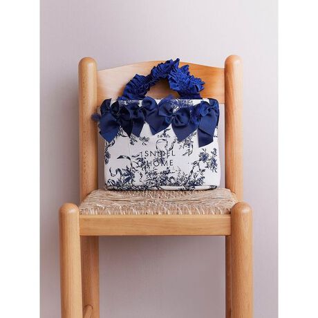 [^ԁFSHGB254234]<b>5TH ANNIVERSARYLOĂ͂ʂȃRNV<^b>̏HAuha5N}SNIDEL HOMEB5NԂ̊ӂ߂āAlC̃gEhEWCʂȃ{̃ACeȂǁAAjo[T[ɂӂ킵5NLOACe͂܂BꂩƁAȂ̑؂ȂԂɊY܂悤ɁB<b>yDesign^Stylingz<^b>SNIDEL HOMEԂ̃{obOɁABe[WCNȃgEhEWCVoBñOO{ƃhbg`[̃{ՂƂ炢Aɂ̓MU[{̃nhgp܂B}`tŎ̂ŁA`obO炿Ƃop܂ŗlXȗprɑΉBƊOɃ|PbgtŁA[₷ȂĂ܂BF̓O[AsNAlCr[3FWJBV[Ỹ|[`(SHGG254236)킹Ăy݂BƖ̊֌WɂAۂFČꍇ܂B܂p\REX}[gtHȂǂ̊ɂA኱iƉ摜̃J[قȂꍇ܂B\߂Bi̐F́AiPi摜QƉB i摜̓Tv̂߁AFTCY̎dlɕύXꍇ܂̂ŁA\߂B