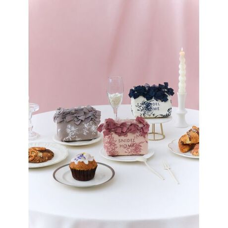 [^ԁFSHGG254236]<b>5TH ANNIVERSARYLOĂ͂ʂȃRNV<^b>̏HAuha5N}SNIDEL HOMEB5NԂ̊ӂ߂āAlC̃gEhEWCʂȃ{̃ACeȂǁAAjo[T[ɂӂ킵5NLOACe͂܂BꂩƁAȂ̑؂ȂԂɊY܂悤ɁB<b>yDesign^Stylingz<^b>SNIDEL HOMEԂ̃{|[`ɁABe[WCNȃgEhEWCVoBñOO{ƃhbg`[̃{ՂƂ炢܂BȃobOɂ₷Ԃ̃TCYB|PbgtĂ̂ŁÂׂ悭[Ă܂BF̓O[AsNAlCr[3FWJBV[ỸobO(SHGB254234)킹Ăy݂BƖ̊֌WɂAۂFČꍇ܂B܂p\REX}[gtHȂǂ̊ɂA኱iƉ摜̃J[قȂꍇ܂B\߂Bi̐F́AiPi摜QƉB i摜̓Tv̂߁AFTCY̎dlɕύXꍇ܂̂ŁA\߂B