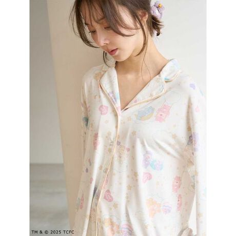 [^ԁFSHCT254088]<b>Care Bears&trade;Ƃ̃Jt5NAjo[T[R{V[Y<^b>SNIDEL HOME5N}̏HAJtȃPAxAR{[VłjĂ܂BvvɂƂł낮PAxAƁAʂ錎␯̃`[tAH̖钷ɖSnȂЂƂƂ͂Ă܂BEFAłȂAMtgɂ҂ȏ[BSNIDEL HOMÊ߂ɂ̃[EFA𒅂ăwA^[oāAŃbNXlqʂɕ`Ă`ÑPAxAB̏HASNIDEL HOMEłɓȂACe̐Xy݂B<b>yDesign^Stylingz<^b>uŁA`낵5C̃PAxA낮vg̃pW}V[YłBpCsO̊J݃VćA_炩ȃJbg\[fނŃbNXł钅SnBxÅG5ނŁAItzCgSweet Celebrations Bear&trade;AIWBirthday Bear&trade;ACgsNLove-a-lot-Bear&trade;Ax_[FSweet Dreams Bear&trade;ACgu[Bedtime Bear&trade;ЂƂ̃ACeɂՂƕ`Ă܂B{fBJ[̓ItzCgAsNAlCr[3FWJBV[ỸV[gpc(SHCT254089)⃍Opc(SHCP254090)AjbgJ[fBK(SHNT254084)Ȃǂɍ킹Ăy݂ByzȂynzȂyLkzyňz聦Ɩ̊֌WɂAۂFČꍇ܂B܂p\REX}[gtHȂǂ̊ɂA኱iƉ摜̃J[قȂꍇ܂B\߂Bi̐F́AiPi摜QƉB i摜̓Tv̂߁AFTCY̎dlɕύXꍇ܂̂ŁA\߂B