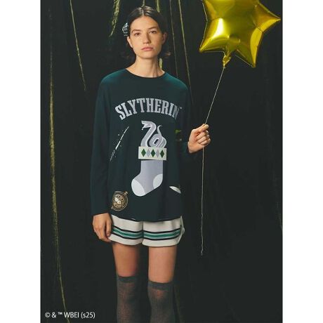 [^ԁFSHCT255088]<b><b>un[E|b^[vƖ`ō̃zf[V[Y<^b><^b>؂ȐlƉ߂zf[V[YɁANN悤ȂƂĂ̖@āBE爤fun[E|b^[ve[}ɂtB[`ORNVA̓~Җ]̑4e͂܂B̐EւƂȂCACéAzO[c@pwZ4̗`[tɂȃjbgEFABtNẼwhEBOA~חd̃hr[ȂǁAȂ݂̃LN^[tB[`[EFA⏬Ƃ߂YĂ܂B<b>[About[<^b>un[E|b^[vJ.K.[Oɂ萶ݏoꂽAEňꂠ鐢̐lX𖣗ĂAun[E|b^[vV[YB1997Nɑ1un[E|b^[ƌ҂̐΁vxXgZ[ƂȂA2001Nɂ͉fwn[E|b^[ ƌ҂̐΁xJB̌ 2011N܂łɑS8삪BɁwt@^XeBbNEr[Xgx3ւƂ̐lCpł܂B<b>yDesign^Stylingz<^b>zO[c@pwZ4̗`[tɂANX}X[h郍OTVcBȂ߂炩ȃJbg\[Ƀvg\bNXɁAẽSƃV{炢܂Bwʂɂ́A傫ȃNX}Xc[4̃V{AGߊՂ̃IWiOtBbNvgBjbgEFÃCɒpA񂵂ɂd󂷂1łBF̓OtBh[̃O[Anbtpt̃AC{[ACuN[̃lCr[AXŨO[4FWJBV[ỸOpc(SHNP255084)ƍ킹AYTCYƂ̃yAER[fBl[gy݂܂ByzȂynzȂyLkzyňz聦Ɩ̊֌WɂAۂFČꍇ܂B܂p\REX}[gtHȂǂ̊ɂA኱iƉ摜̃J[قȂꍇ܂B\߂B<b