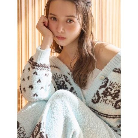 [^ԁFSHNT255034]<b>yAER[fy߂mfBbNJ[fBK<^b><b>yDesign^Stylingz<^b>SNIDEL HOMẼCjVn[g͗lȂǂꂽAR[W[ȃmfBbNjbgV[YłBӂƂ_炩ȃjbggpẢHDɂ傤ǗǂJ[fBKB}t[ă}CɂgpACełBF̓AC{[ƃbhAu[3FWJBV[ỸOpc(SHNP255037)킹AUNISEXACeƂ̃yAER[fBl[gy݂ACełByzȂynzȂyLkzyňz聦Ɩ̊֌WɂAۂFČꍇ܂B܂p\REX}[gtHȂǂ̊ɂA኱iƉ摜̃J[قȂꍇ܂B\߂Bi̐F́AiPi摜QƉB i摜̓Tv̂߁AFTCY̎dlɕύXꍇ܂̂ŁA\߂B