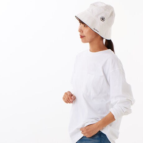 [^:4CH 14002-01]yuhzLet me be Me@Be my true selfu炵ĂvAuǂ̃^VABvyizXq̉zFň߂N[ȃfUC̃oPbgnbgłBhJƃh[R[h|CgłB