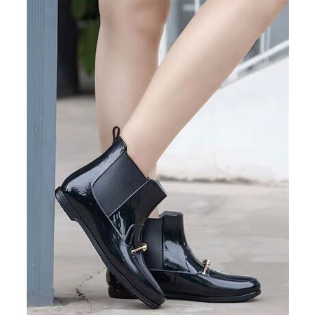 [^:qx108a]ylY߃fUC[t@[Abp[̂ȃCu[coIzLN̕ɂlȃfUCBXJ[g͂Apcō킹Ƃ܂Ń[t@[𗚂Ă邩̂悤ȃCu[cBVvǍ⊴YɂāATCYdlقȂꍇ܂B