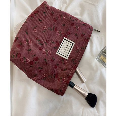 [^:sbb19302a]y|[`/gԕz  R[fCgԕ|[`łB D长ƂɂƁAZĂꂻłˁB t@Xi[傫ĴŁAgƎô֗Ȓԃ|[`B fC[ɎgCNACe[łTCYȂ̂ŁA̎^тɂB ϕiłȂAfWJAX}zAyv[[A[AَqȂǂ̎[ɂ!YɂāATCYdlقȂꍇ܂B